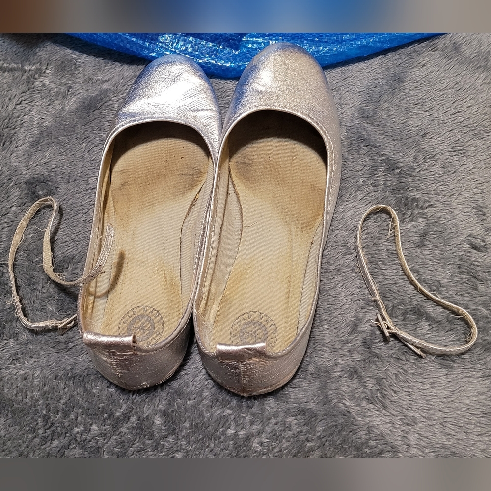 Old Navy Silver Ballet flats